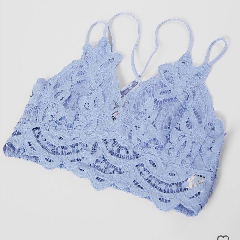 Floral Lace Bralette
WILLOW & ROOT size Large